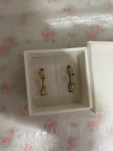 Elinor Jewels- Hoop Sparkle Earrings ✧
