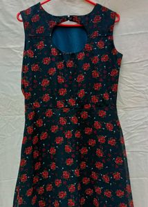 Foral Sleeveless Back Open Dress