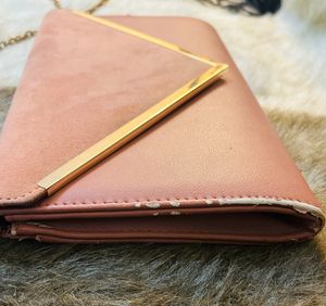 PRICE DROP ALERT 🔔 ❌ALDO Salmon Pink Sling Bag