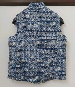 Unisex Stylish Blue &amp; White Patterned Vest