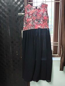 Stylish Women's Sleeveless Dress