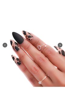 Press-On Nails Set with eyes curler