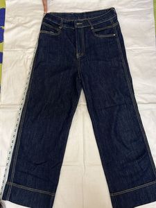 Dark Wash Wide Leg Cropped Jeans
