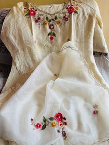 Floral design Sequins Embellished Creme 3 piece su
