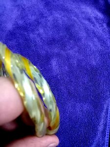 Handmade Twisted Glass Bangle kade