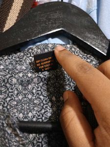 manyavar custom kurta