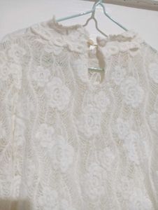 Elegant Stretchable Lace Top