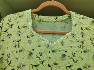 Elegant Yellow Floral Suite