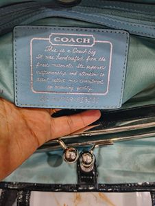 RARE COACH KISS LOCK TOTE