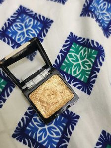 Wet n Wild Eyeshadow- Swatched Once For Shooting