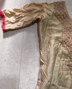 Elegant Embroidered Kurti