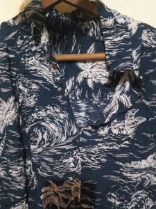 2.Tropical Print Tie Front Top