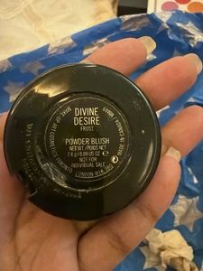 Divine Desire Frost Powder Blush og