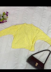 Chic Yellow Crop Top