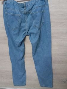 Women Ripped Jeans
