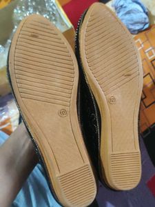 Black Jutti Flats with Gold Embroidery