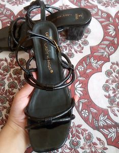 Low Heel Scandal