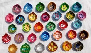 Hand-Painted Designer Clay Diyas 🪔