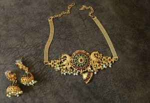 Elegant Gold-toned Necklace &amp; Earring Set