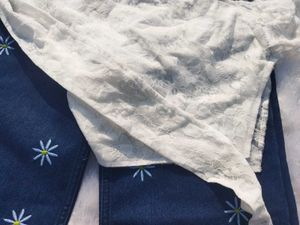 Pinteresty Embroidered Daisy Jeans With Top