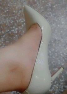 Beige Pointed-Toe Heels Fixed Price