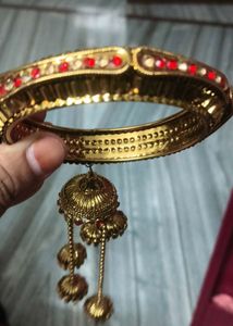 Exquisite Embellished Bangle Set