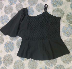 Stylish Black One-Shoulder Top