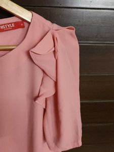 HSTYLE Pretty Pink Puff Sleeve Top