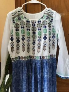 Embroidered White &amp; Blue Kurta