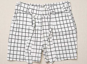 Plaid off white shorts