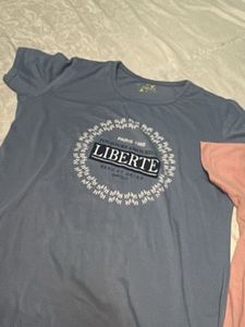 Bundle of 2 Women's T-Shirts
