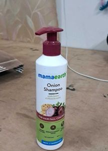 🧴Mamaearth Onion Shampoo half used