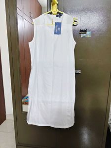 Fablestreet White Sleeveless Midi Dress