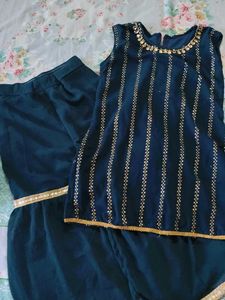 Stylish Teal Kurta Set with Gold Embellishments