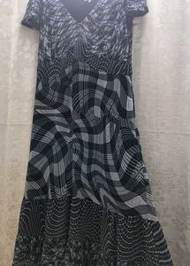 Chic Black & White Print Dress