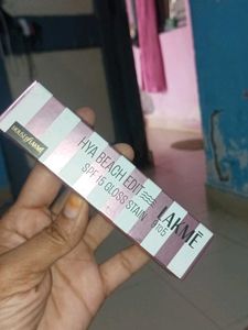 Lakme Hya Beach Edit Gloss Stain SPF 15