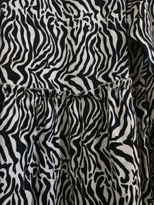 Viral Zebra 🦓Print Flowy And Breezy Dress