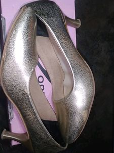 Golden High  Heels