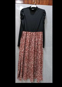 URBANIC- Elegant Maxi Dress