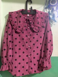 beutiful polka dot shirt 🦋
