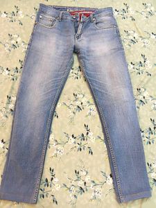 Light Wash Denim Jeans Men