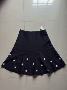 Black Polka Dot Flared Knit Skirt