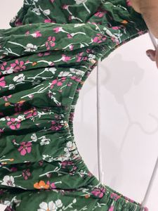 Chic Green Floral Smocked Top