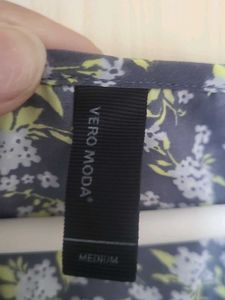 Floral Print Cold Shoulder Top