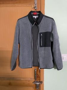 Uniqlo Sports Sweatshirt