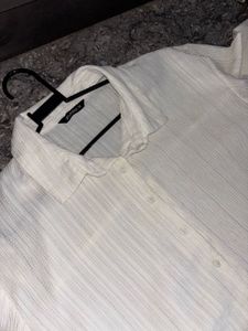 Chic Off-White Textured Button-Up Shirt