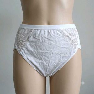 Comfortable 🪔White Briefs with Lace Detail