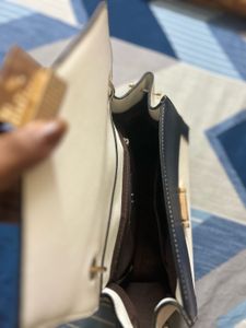 Stylish Cream &amp; Navy Handbag - unused