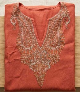 kashmiri wollen feeran at good price