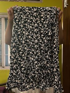 Floral Print Mini Skirt